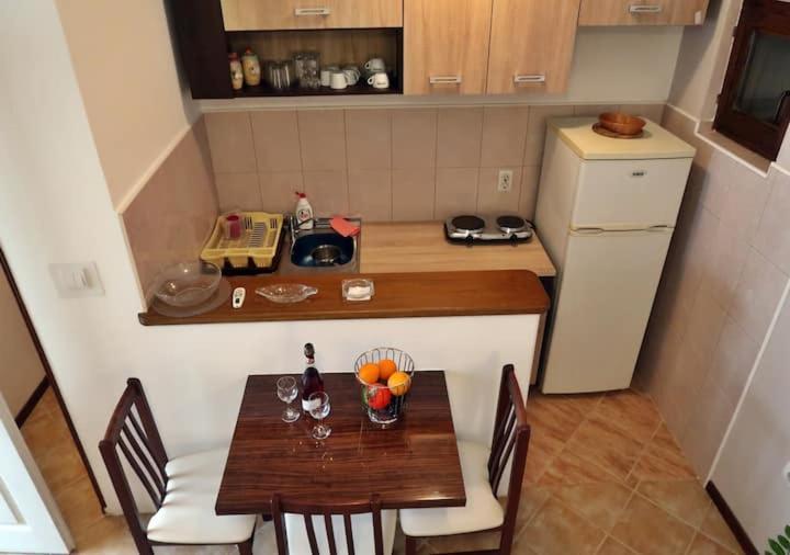 Exclusive Apartment Muo Kotor Exterior photo